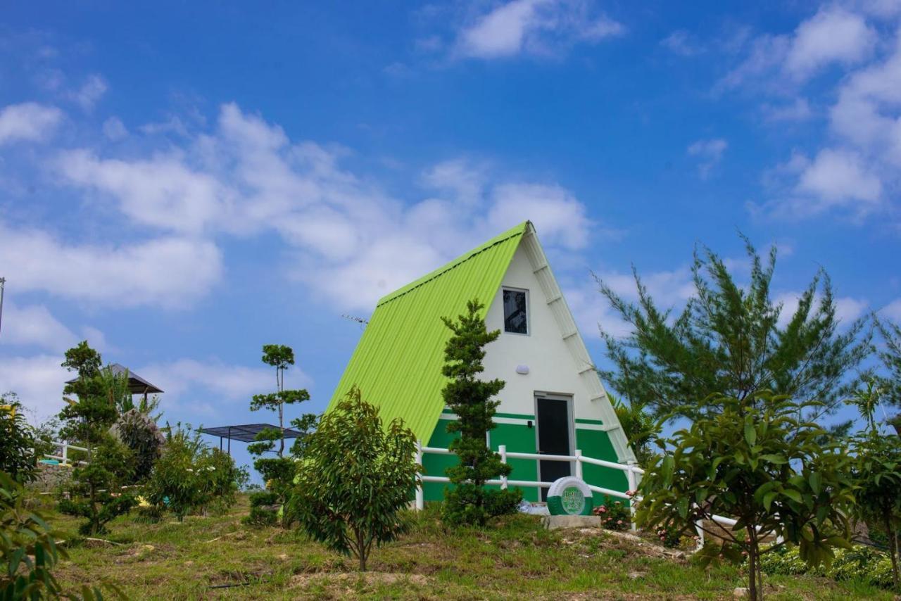 Durian Ecolodge タンピン エクステリア 写真