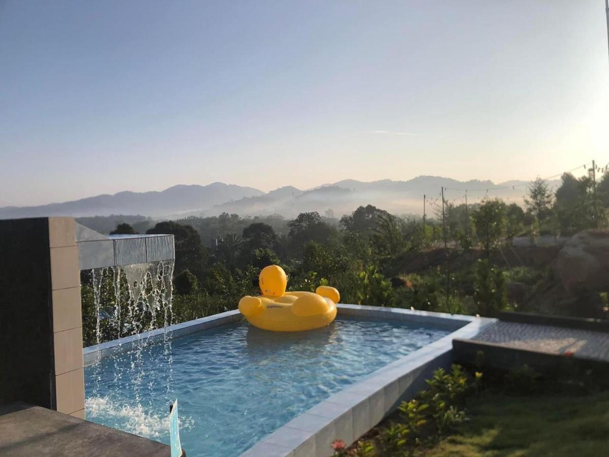 Durian Ecolodge タンピン エクステリア 写真